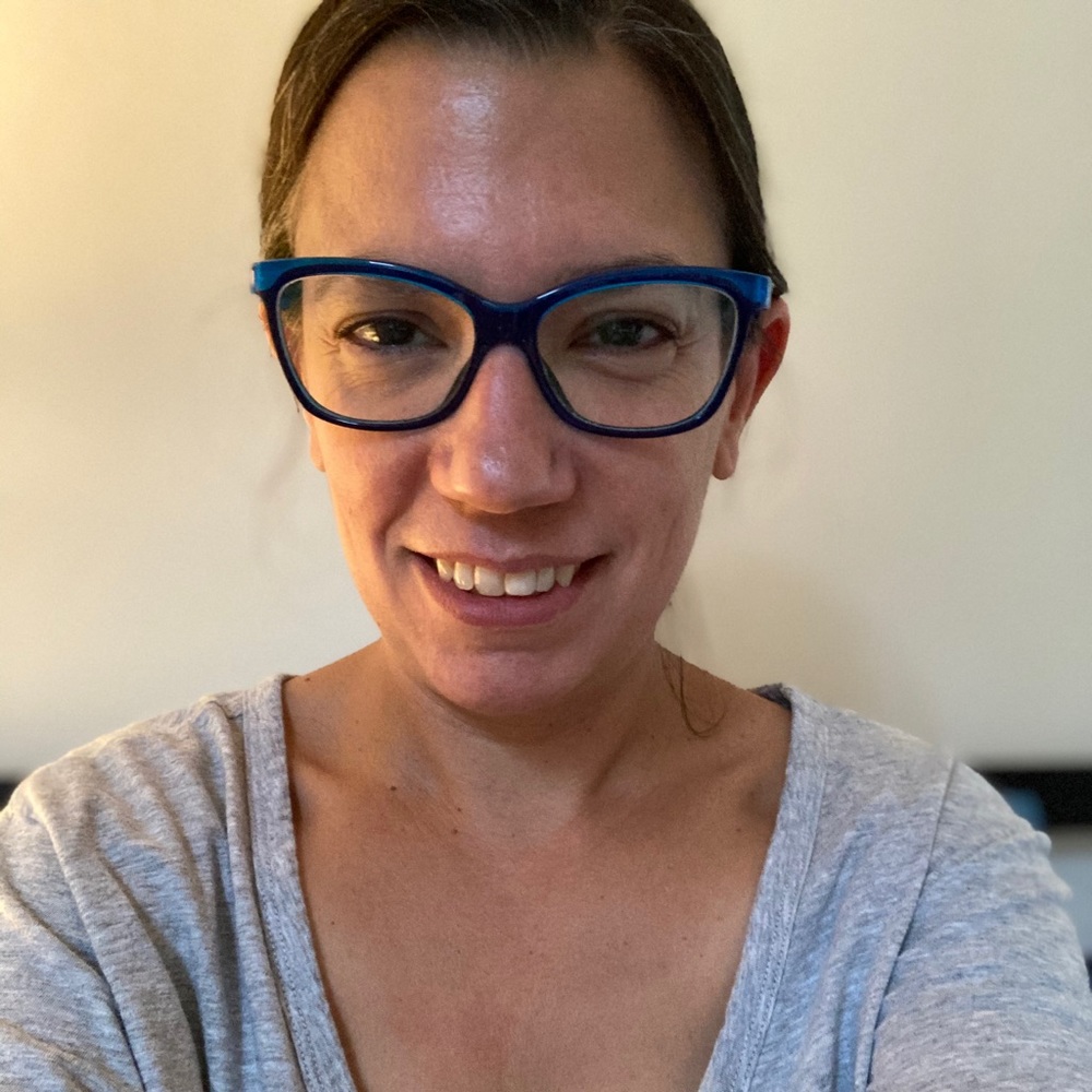 Meet your Posher, Kira